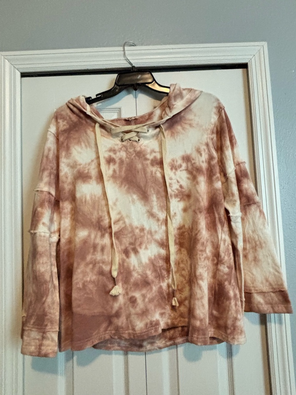 POL Tie-Dye Lace-Up Hooded Sweatshirt
